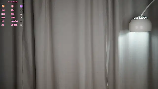 Онлайн чат XXX DianeHonnette