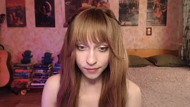 Friendly_Ellie live XXX chat