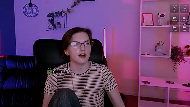 gloria_bubble Adlı Modelin Web Kamerası Şovu