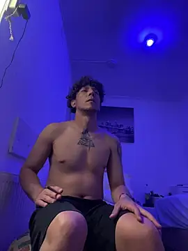 TitanNoir Show in webcam
