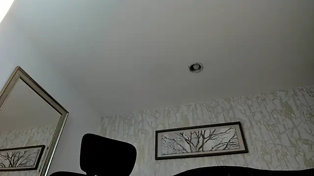 عرض كام Lander_Cruz