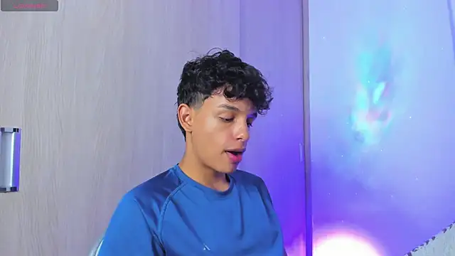 Maxfrost1's Webcam Show