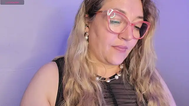 Naty_Mature_ Webcam Show
