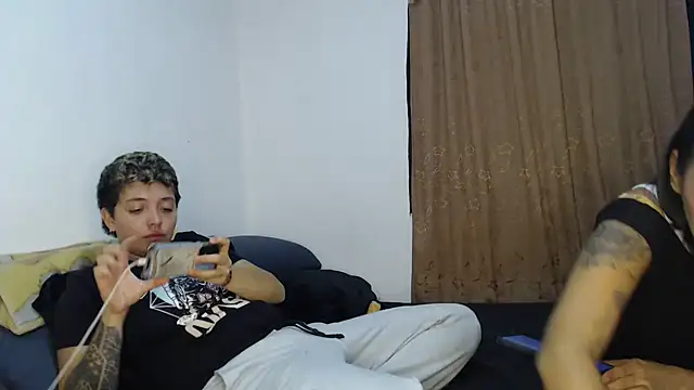 Show de kathy_luisa na webcam