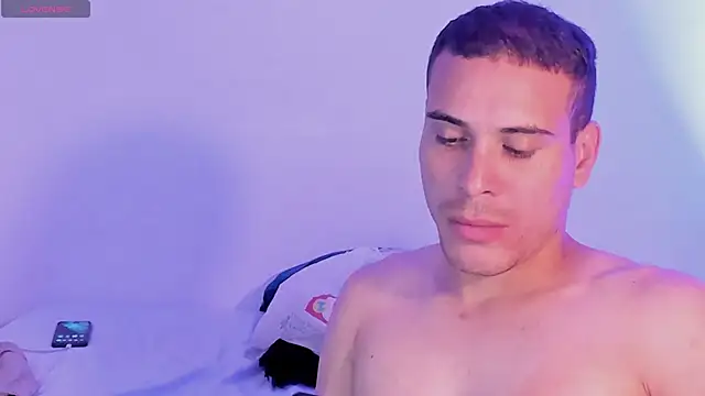 Axel__fierro élő XXX-chatje