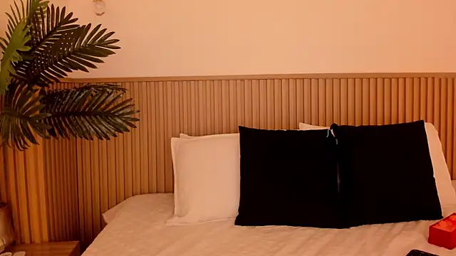 Samantha_Sra_'s Live XXX Chat