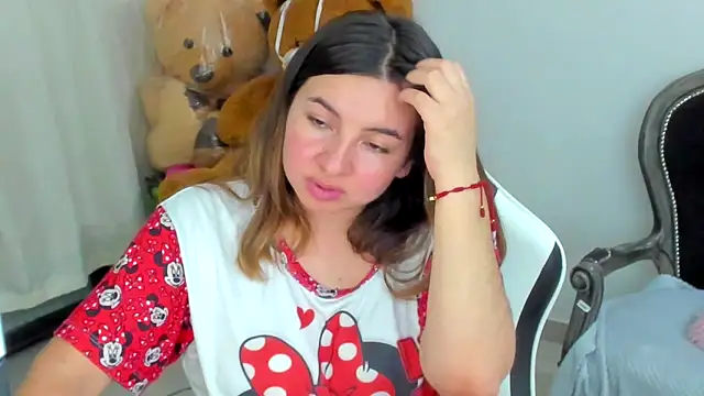 دردشة __Emma__11__Lecat_ الجنسية المباشرة