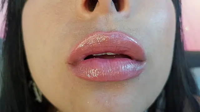mia_roux1 라이브 XXX 채팅
