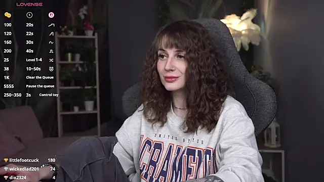 Chat XXX en directo de OliviaMcClean