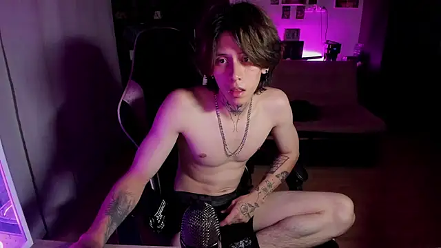 xIce_Boy Adlı Modelin Canlı XXX Sohbeti