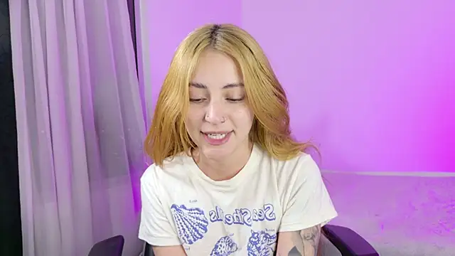 annie_mora's Live XXX Chat