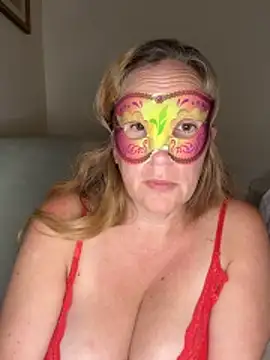 largeboobies30 Live XXX-Chat