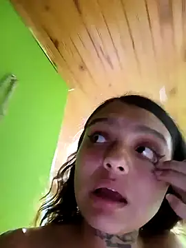 nika_1327 webkamerás műsora