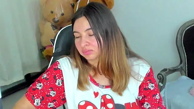 __Emma__11__Lecat_ – Naživo XXX chat