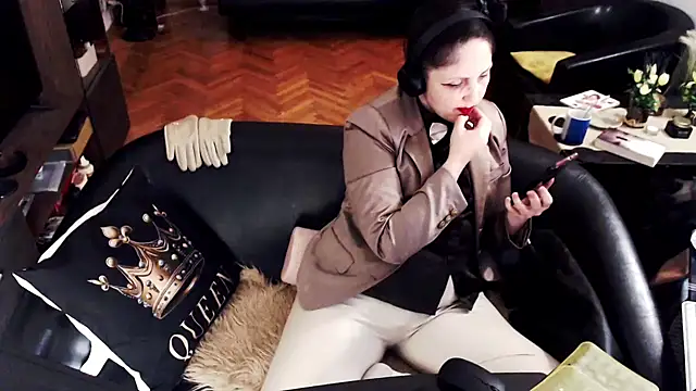 Imperatriza – Naživo XXX chat