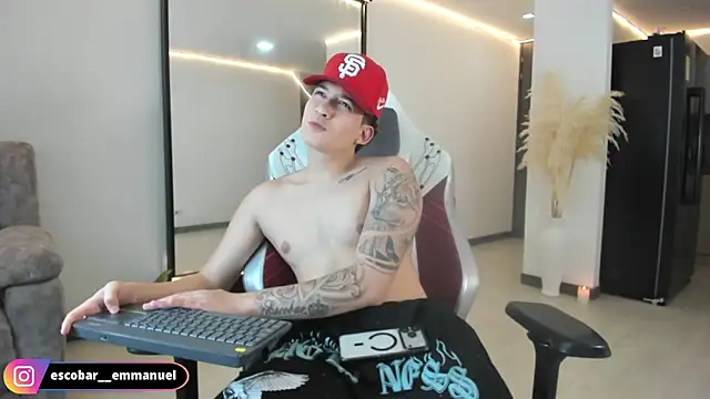 escobar_emmanuel 웹캠 쇼