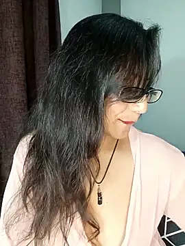 LucyCherry69 live XXX chat