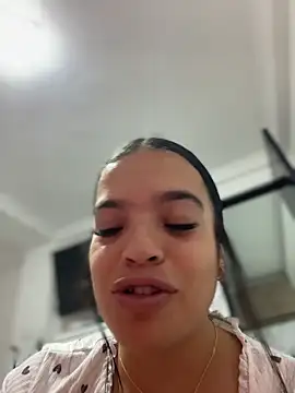 JuanitaMore01n Live XXX chat
