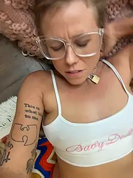 Pertunjukan Kamera Web goodgirlbabydoll