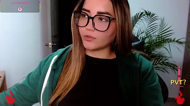 Lucia_star__ – Naživo XXX chat