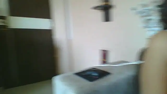Czat XXX na żywo – Riya_Stream01