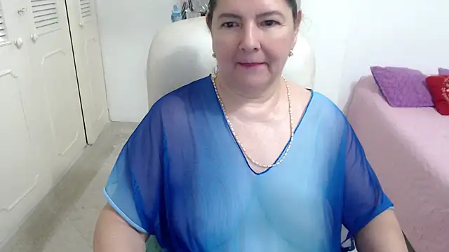 leonela_69 Chat XXX live