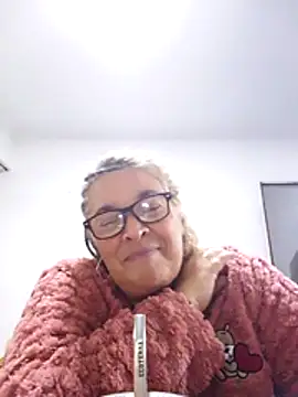 momismilf544: вебкам-шоу