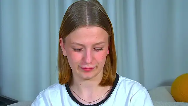 BeatriceBinoche – Naživo XXX chat