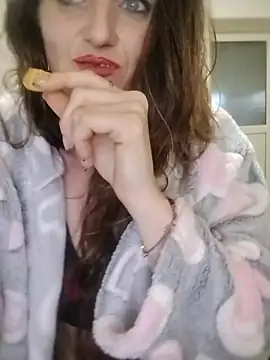 CrazyMaya39 Adlı Modelin Canlı XXX Sohbeti