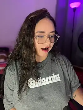 Онлайн чат XXX CurlyGirl_1