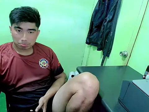 Hunkfireman 现场XXX聊天