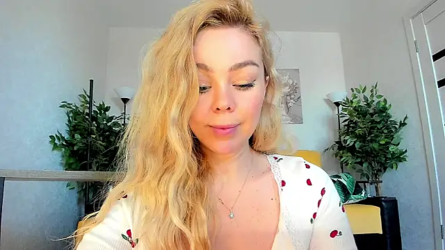 caty_kiss: απευθείας συνομιλία ΧΧΧ