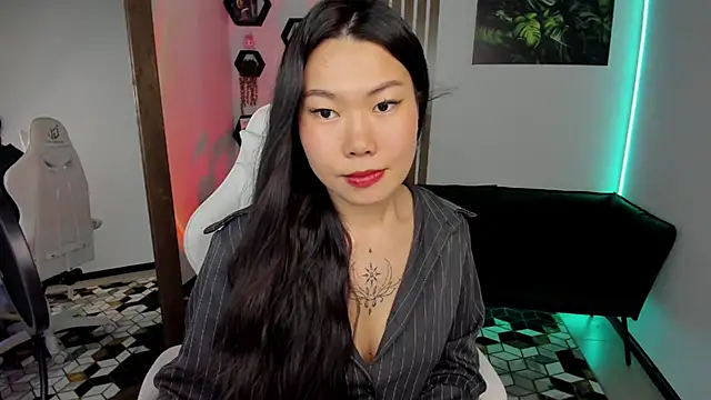 LunaPurrr's Live XXX Chat