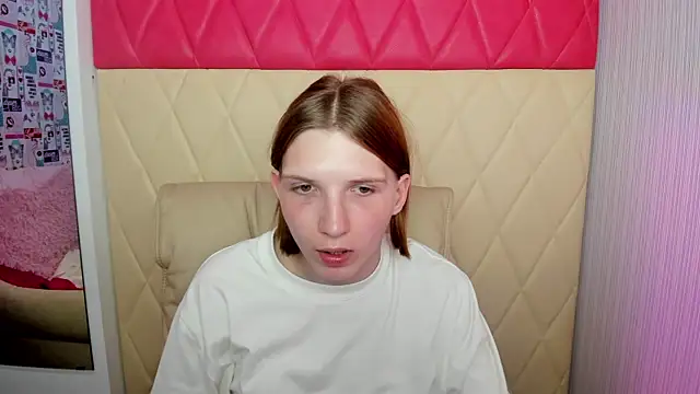 xSophieexx webcam show