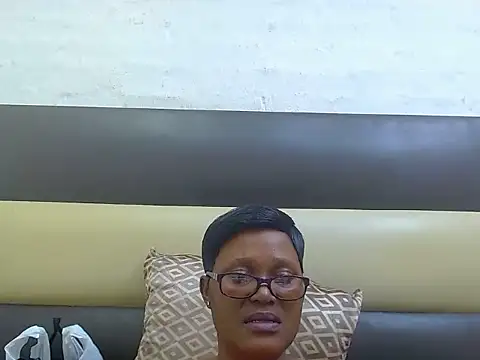 SexyBoobs44DD's Live XXX Chat