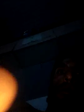 hotguy71000 Webcam-Show