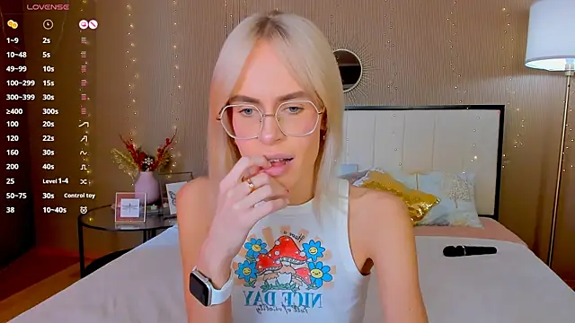 bellatip's Live XXX Chat