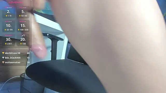 Enzoo98_'s Webcam Show