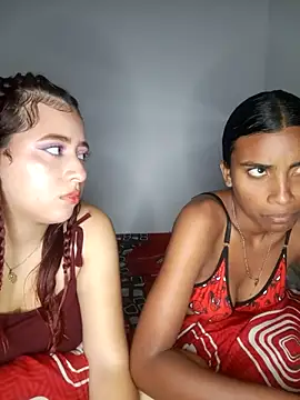 Chloe_Sky_love 网络视讯表演