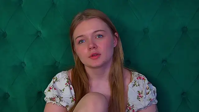 ElinaVale's Webcam Show