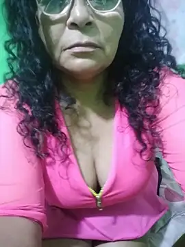 Amarantha25's Live XXX Chat