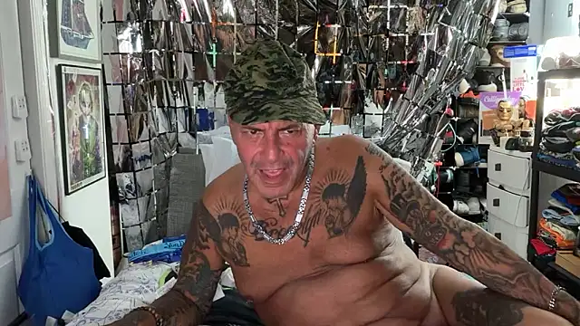 Show Webcam de lovetatts64