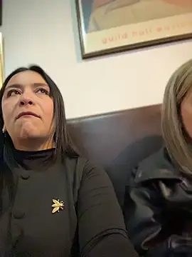 IrisDuvalln Live XXX chat