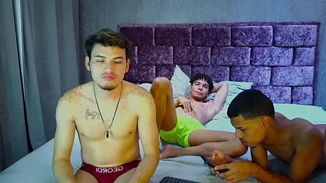 Show Webcam de The_Penthouse_boys