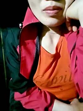 ngan-cute Live XXX-Chat