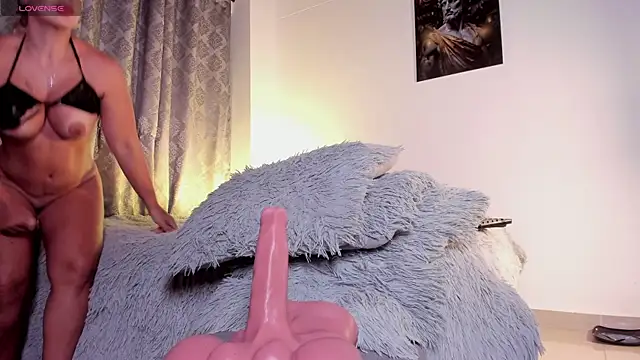 Онлайн чат XXX Nina_Fuentes