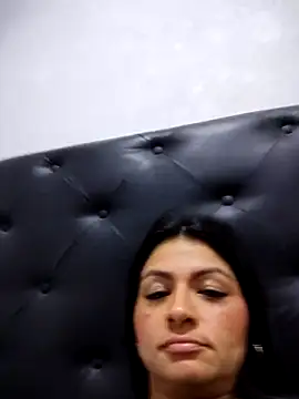 Linda_Lars Live XXX Chat