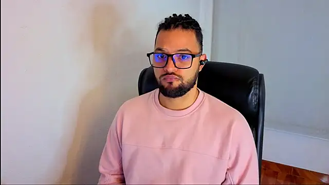 Ernesto-Rodriguez82 Adlı Modelin Web Kamerası Şovu