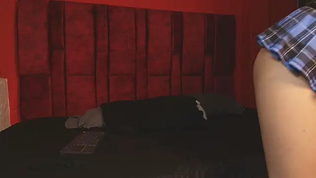 MeganEvanss__ লাইভ XXX চ্যাট