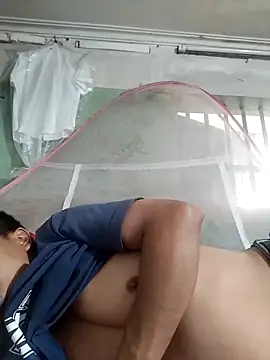 Tinh_love Show Webcam